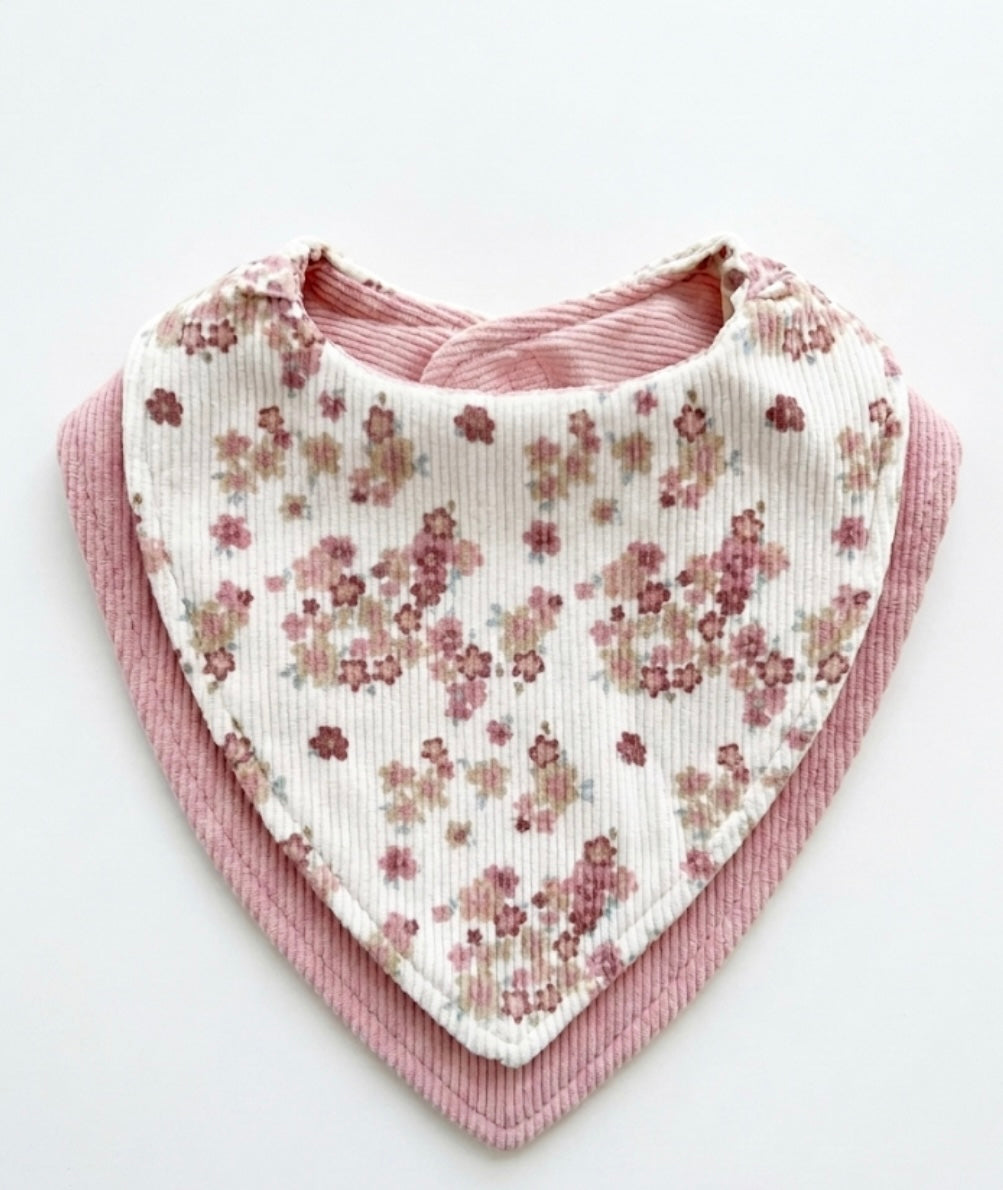 Set de Tres Baberos Flores