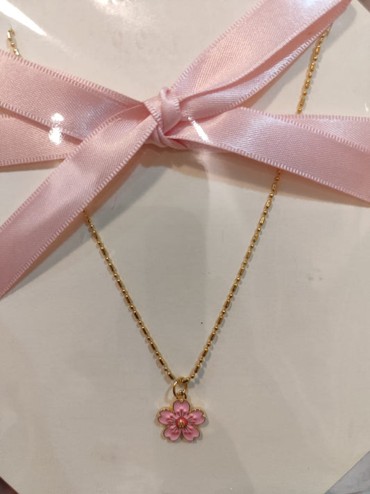 Collar Flor Rosa - chapa de oro 14k