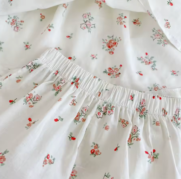 Conjunto Faye Flores