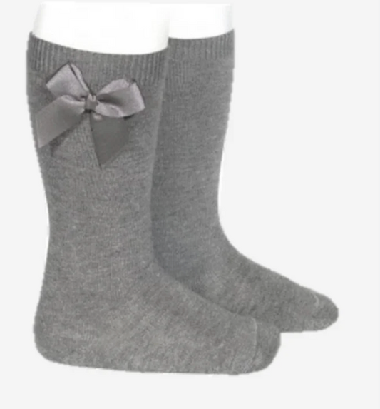 calceta lisa lazo gris claro