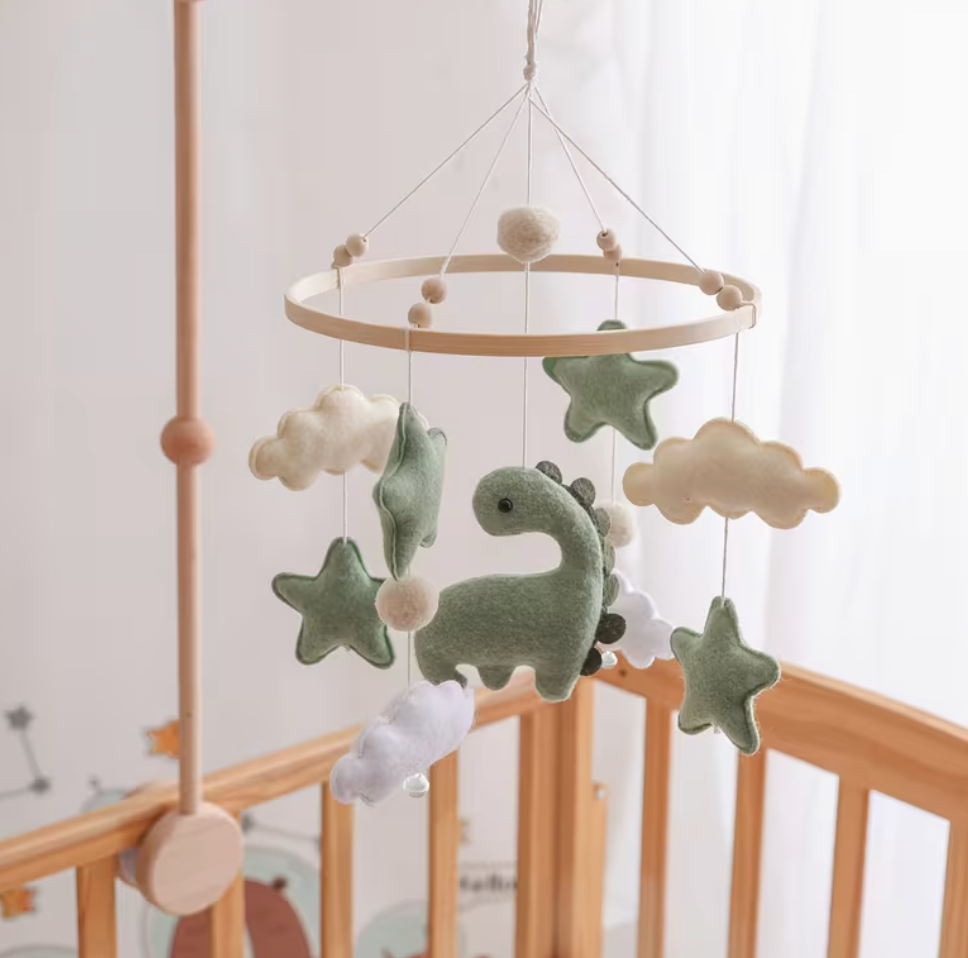 Movil para Cuna Dino y Nubes