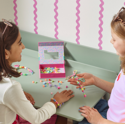 Amigos de la Moda – Kit de Pulseras Personalizadas