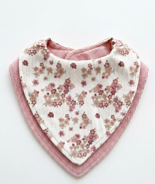 Set de Tres Baberos Flores
